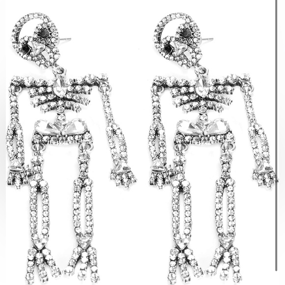 Skull Design Pendant Jewelry - Picture 1 of 8